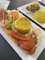 Mofongo Con Churrasco En Salsa